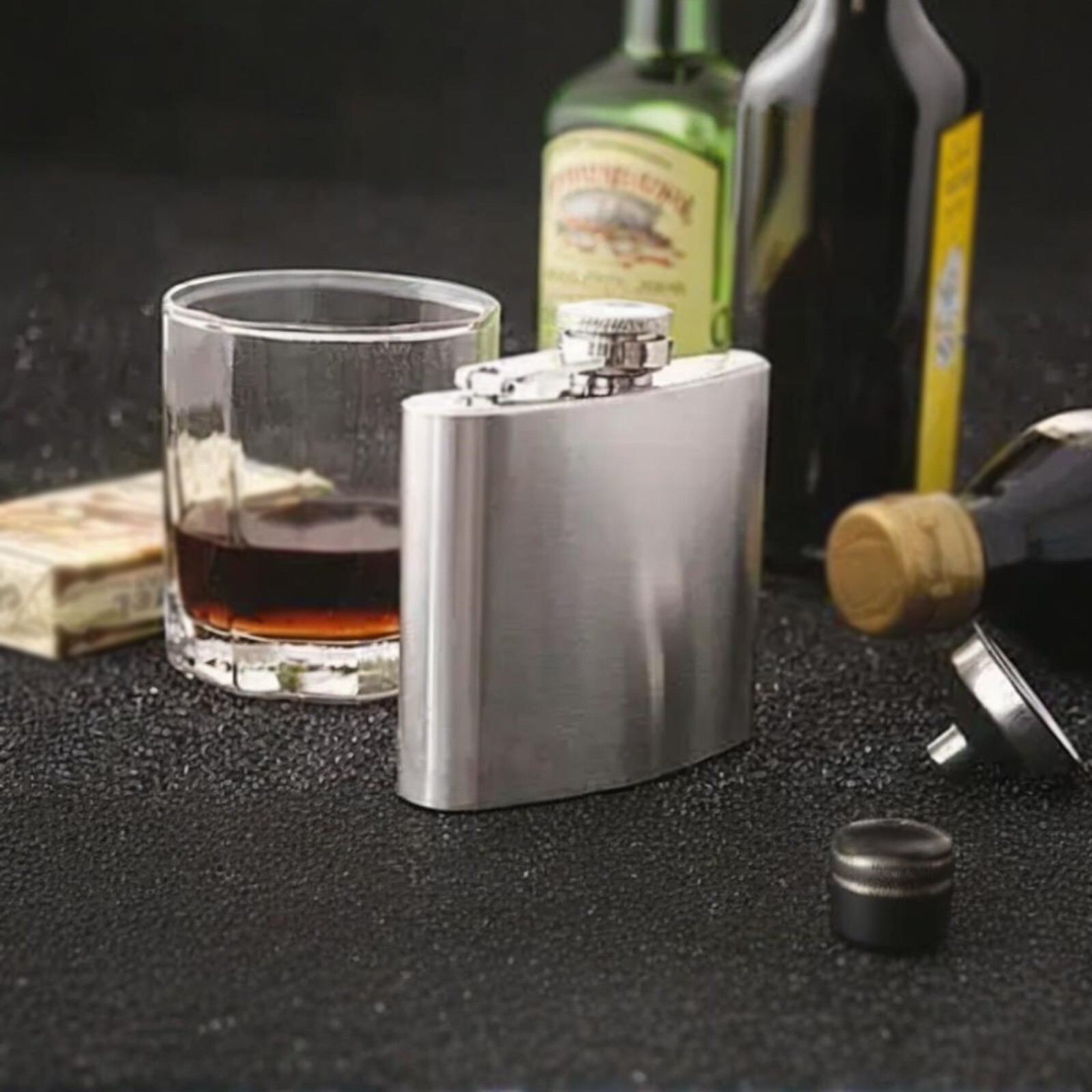 Portable 5oz Alcohol Pocket Whiskey Flask Stainless Steel Hip Flask with Funnel