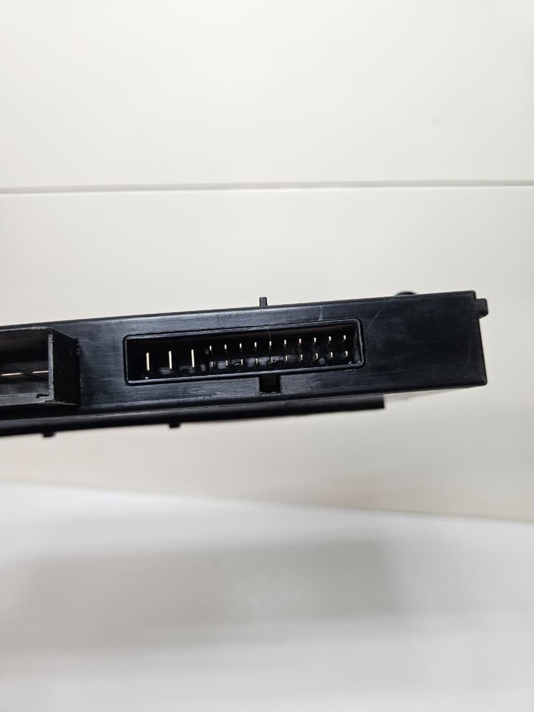 2005 BMW 330i E91 E92 Body Control Module H1 6983302 OEM