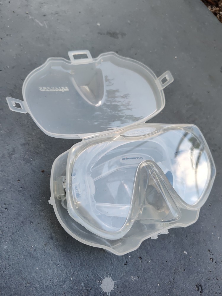 Atomic Aquatics Ultraclear Frameless Mask Medium Clear