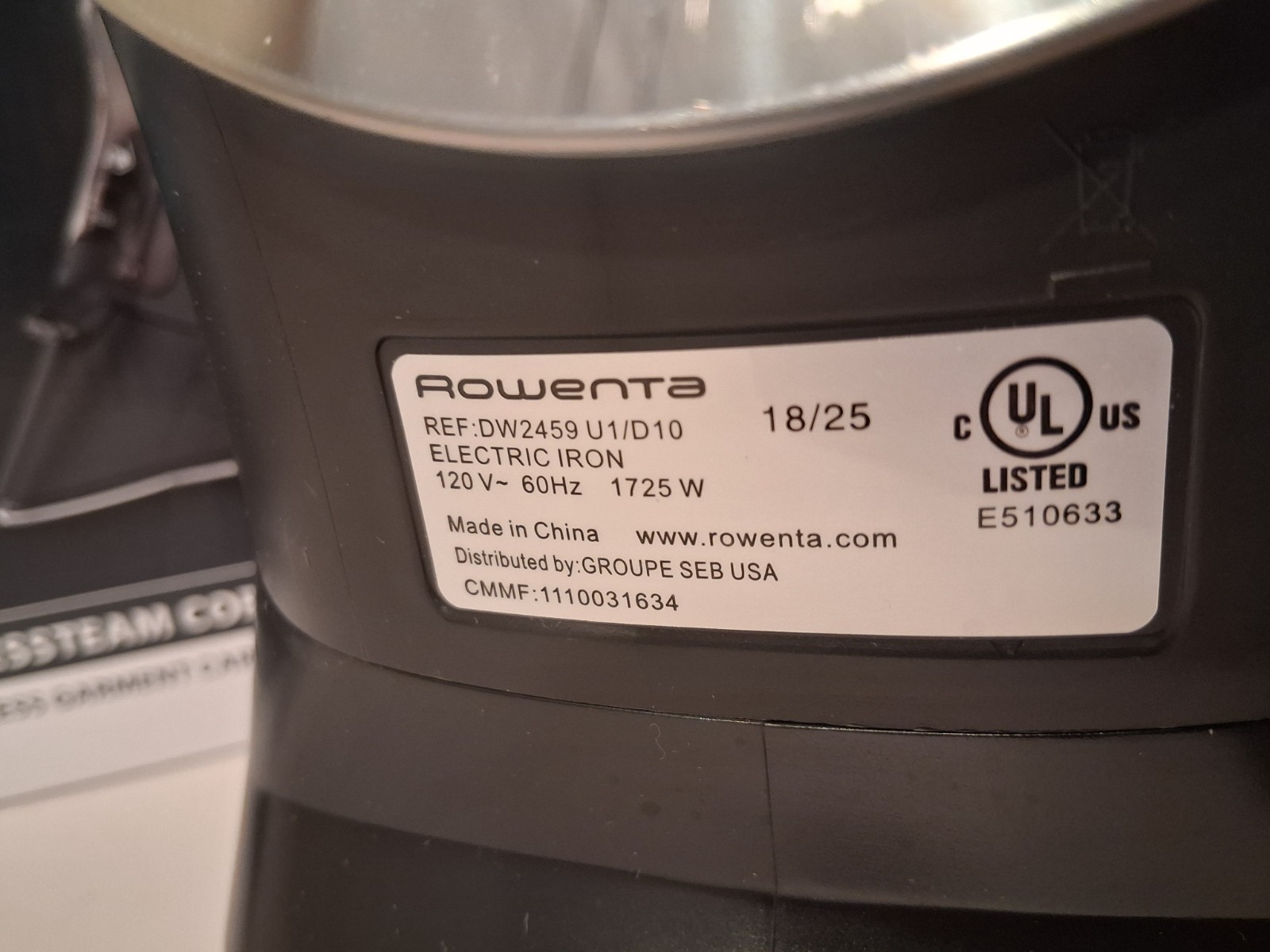 Rowenta Access Stainless Steel Soleplate Steam Iron Retractable Cord DW2459