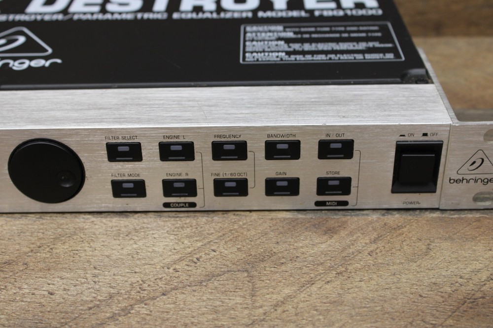 Behringer Automatic Feedback Destroyer Preametric EQ FBQ1000