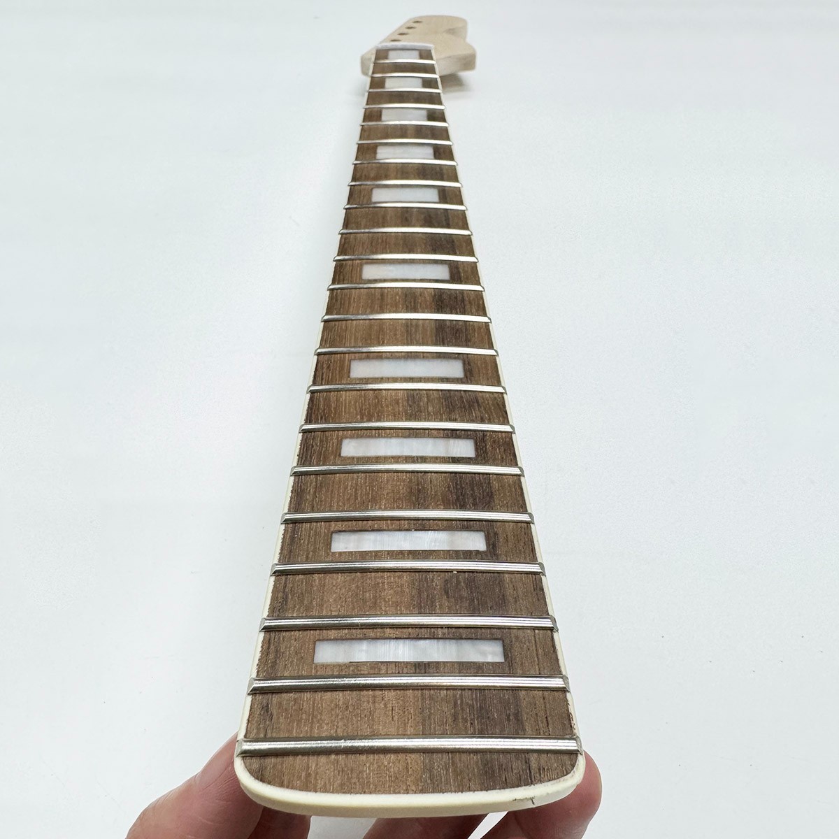 Maple Electric Guitar Neck,DIY  Rosewood Fretboard, 22 Frets, 25.5 Inch Scale