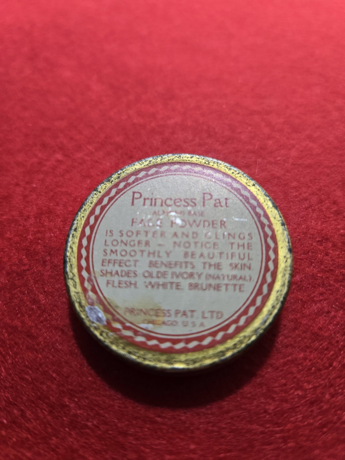 Art Deco Princess Pat Face Powder Tin Chicago USA. 1920s-30s