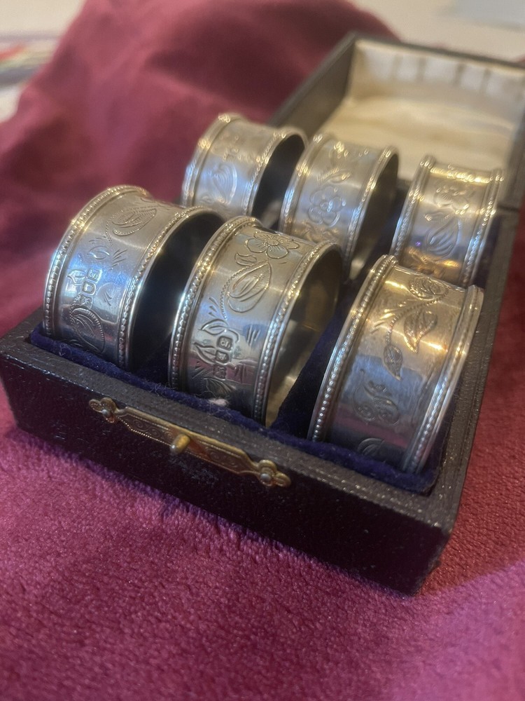 Solid silver Hallmarked 1902 Napkin Rings In Original Box