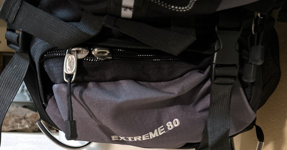 Outlander Extreme 80 Internal Frame Backpack W Attached Day Pack GUC