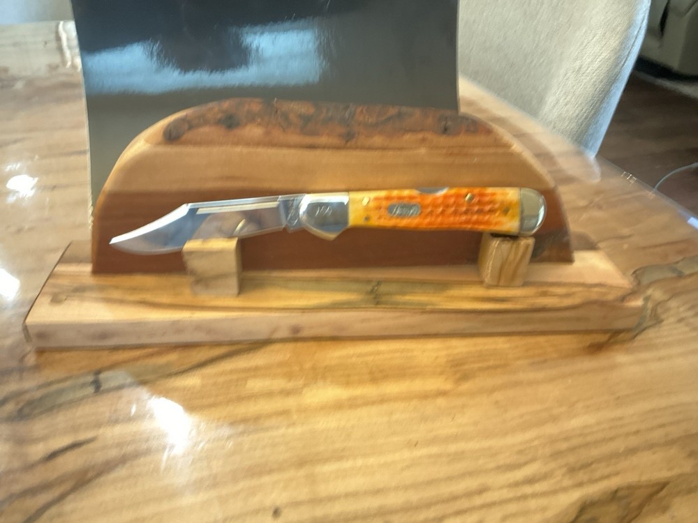 knife display stand  Ambrosia Maple