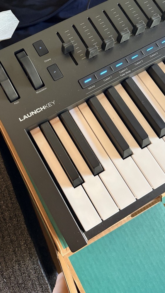 Novation Launchkey 49 MK4 49-key Keyboard Controller