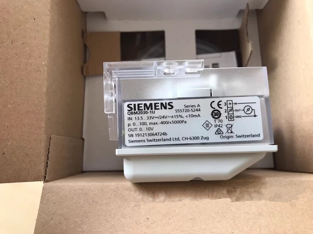 1pcs Siemens QBM2030-IU air pressure difference sensor