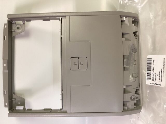 Genuine Console 5NN-867-591-RM5