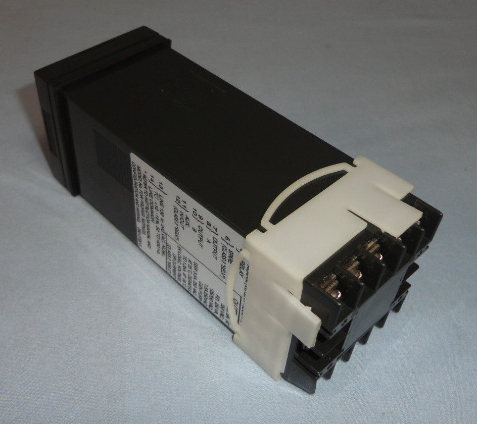 Love Controls 16143-170 Process Control 16143170 Temperature Controller NEW