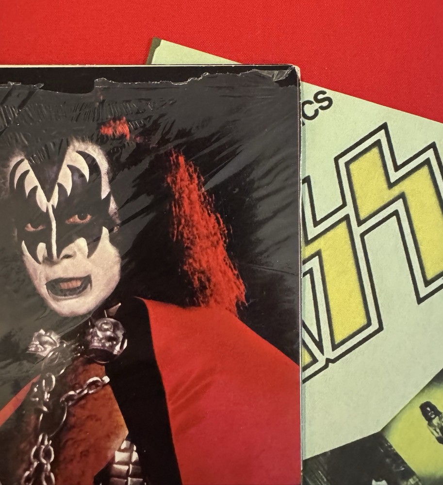 KISS ✨ RARE 1978 AUCOIN MARATHON GRAPHICS FOLD OUT SUPERPOSTER ✨ STILL SEALED! ✨