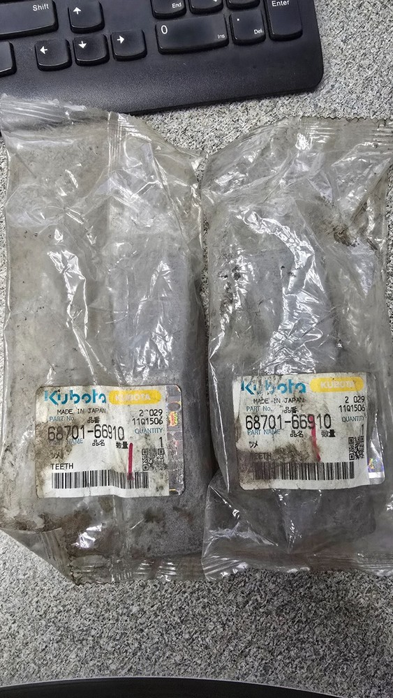 Kubota 68701-66910 Teeth