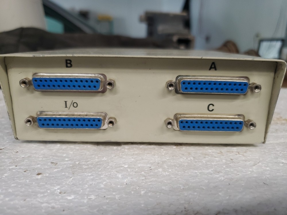 RS-232 3-way DB25 Transfer Switch