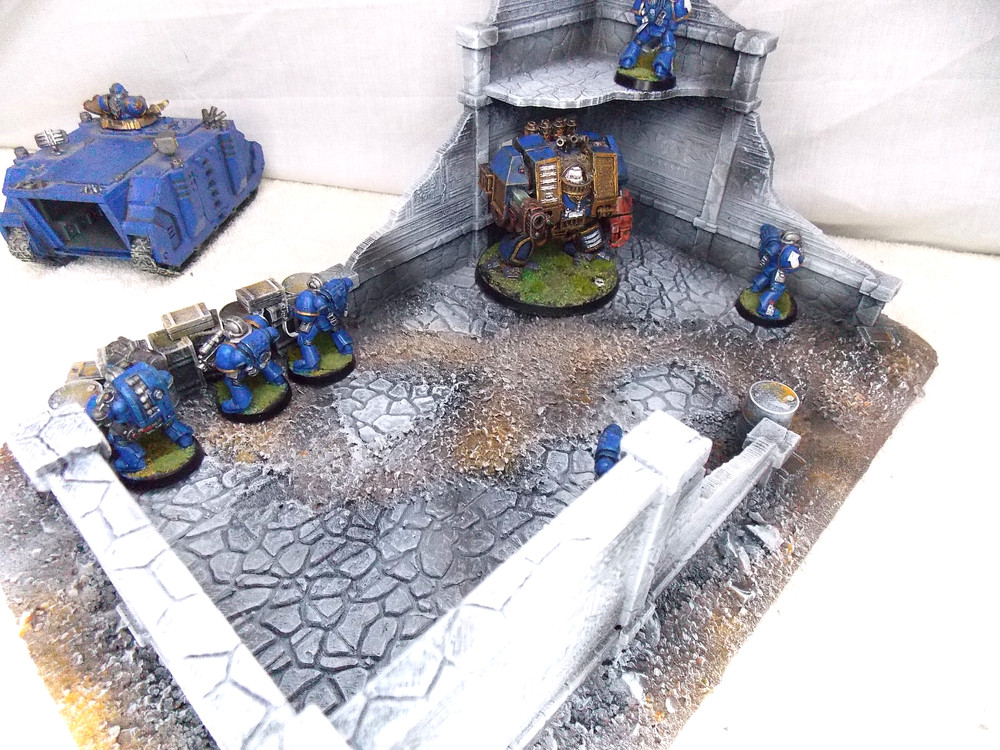 WARGAMING TERRAIN PAINTED BUILDING