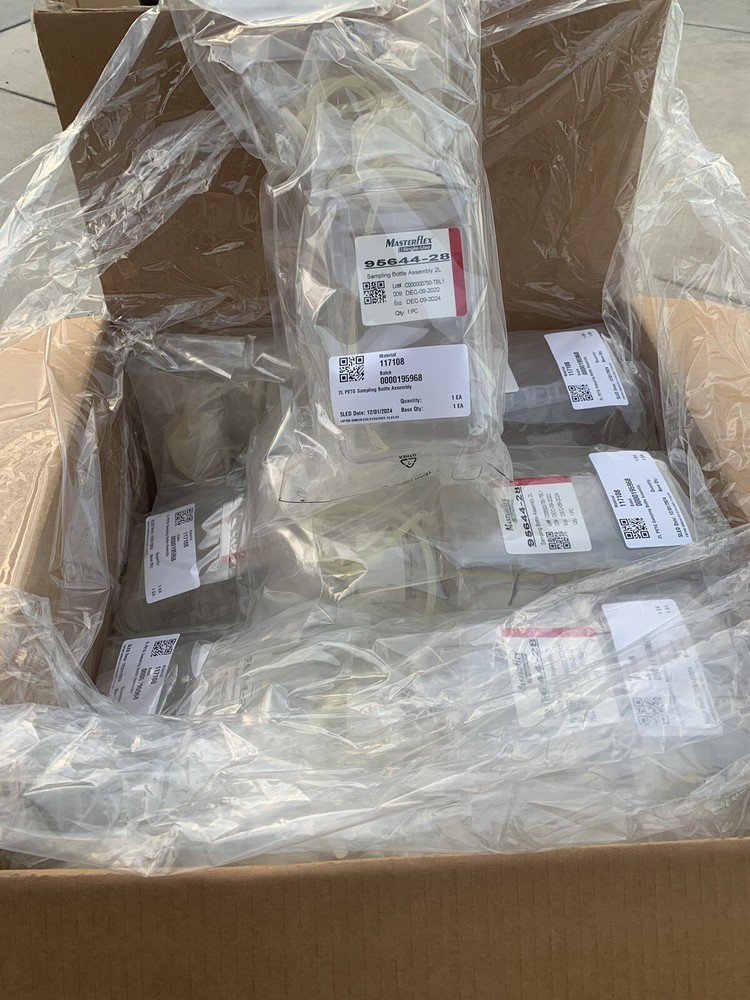 MasterFlex 95644-28 Single-Use Sampling Bottle Assembly 2 Liter; 16 Bottles/Box