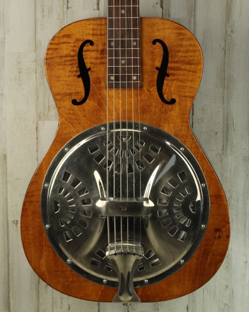 USED Hound Dog Resonator (560)