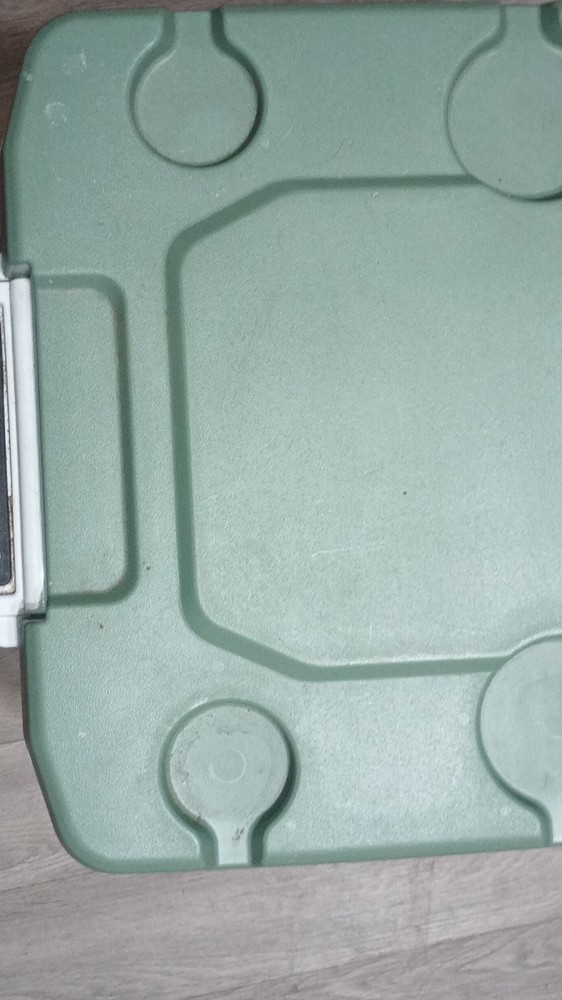 Igloo Maxcold Rolling Drink Cooler Mountain Dew Green with Cup Holders