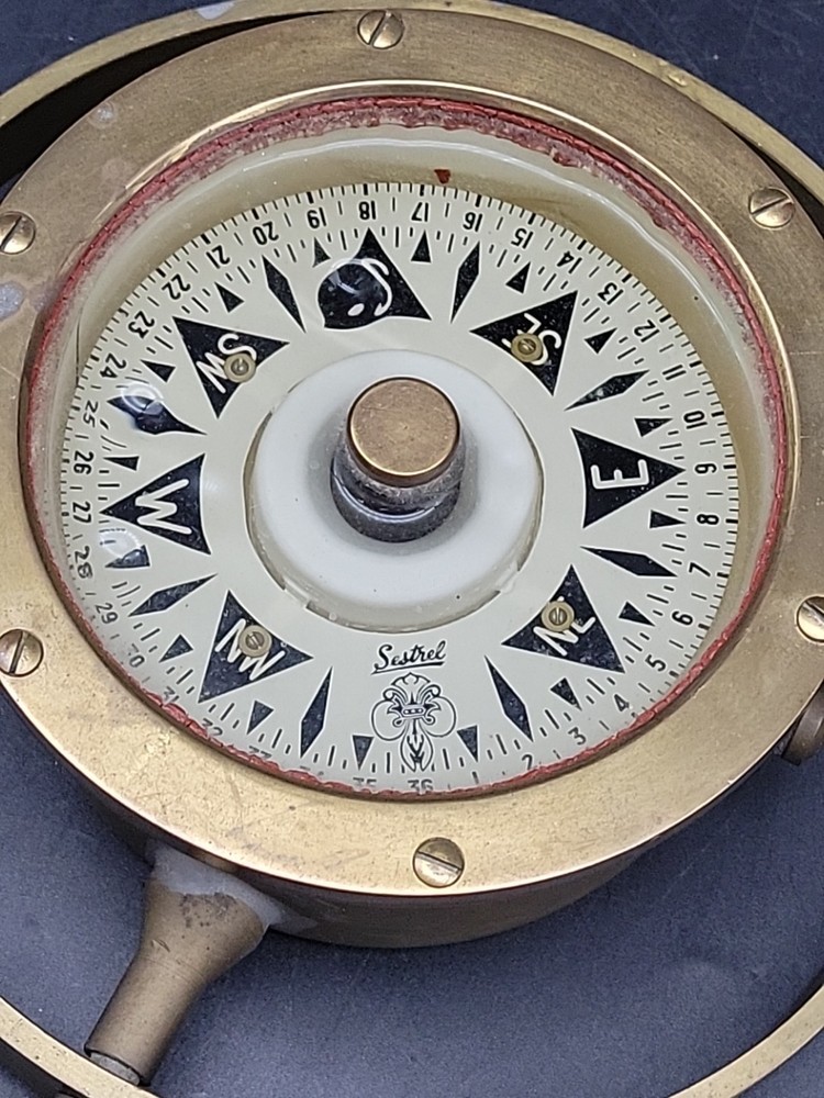 Rare Vintage Sestrel England Nautical Gimbal Compass Solid Brass (missing box)