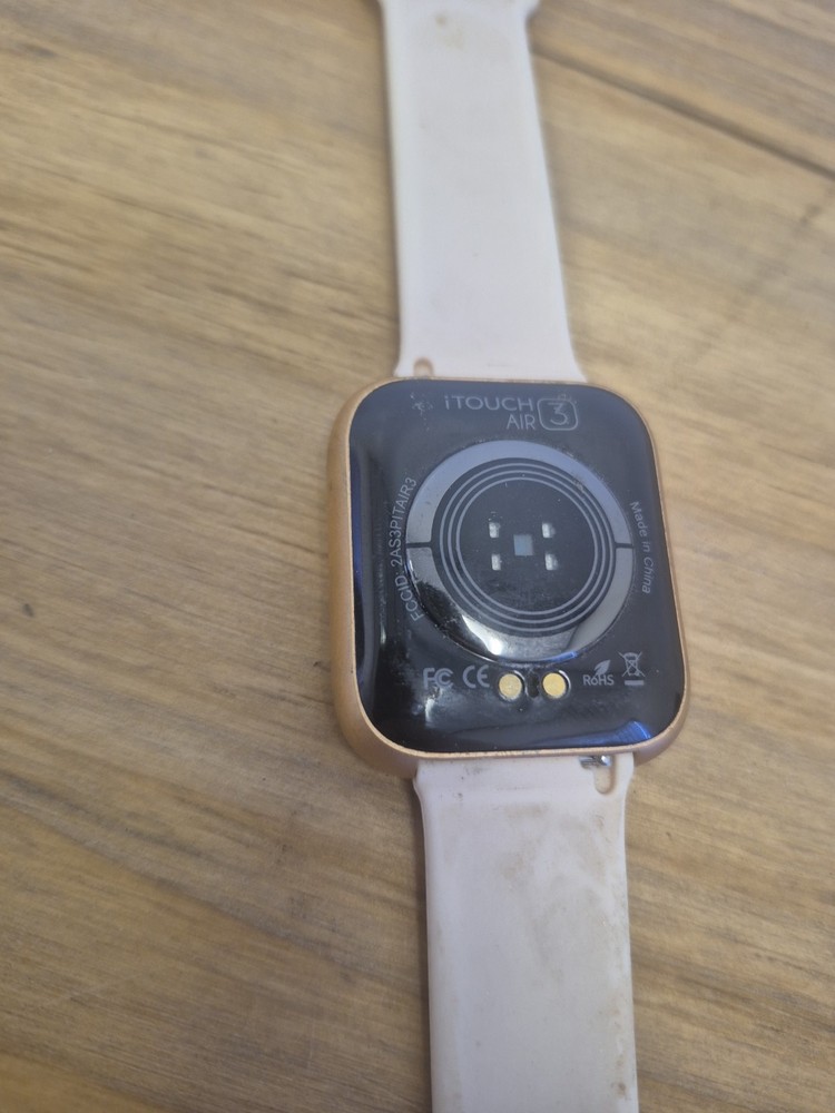 UNTESTED Apple itouch Air 3 Watch