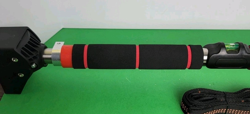 Doorway Pull up Bar, Adjustable Door Frame Pull up Bar & Level Meter, Locking