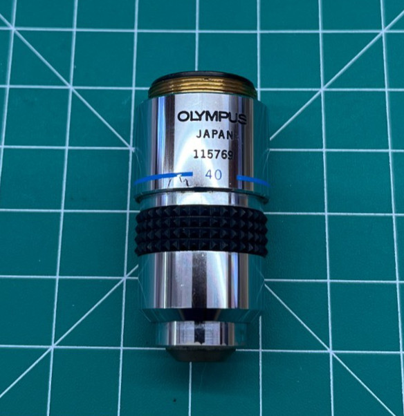 Olympus SPlan 40, 0.70 160 / 0.17 Microscope Objective
