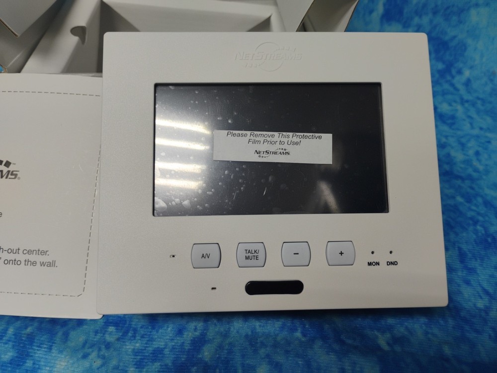 NetStreams TL430 TouchLinx TouchScreen