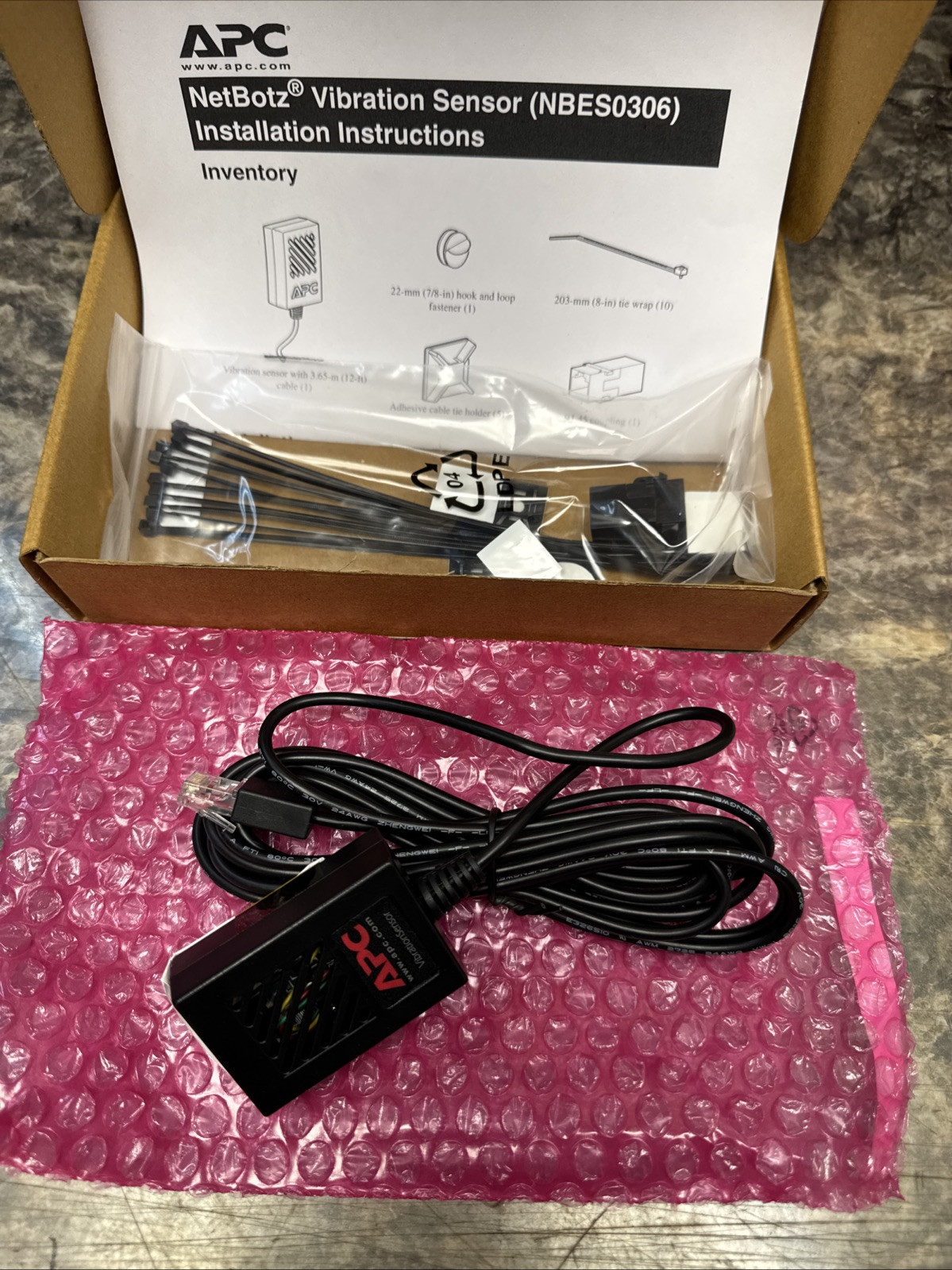 APC NETBOTZ  Vibration Sensor 12 FT NBES0306