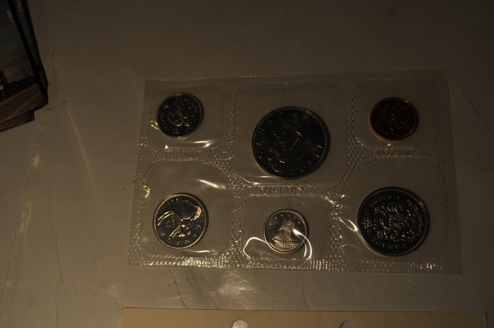 1975 Royal Canadian Mint Set