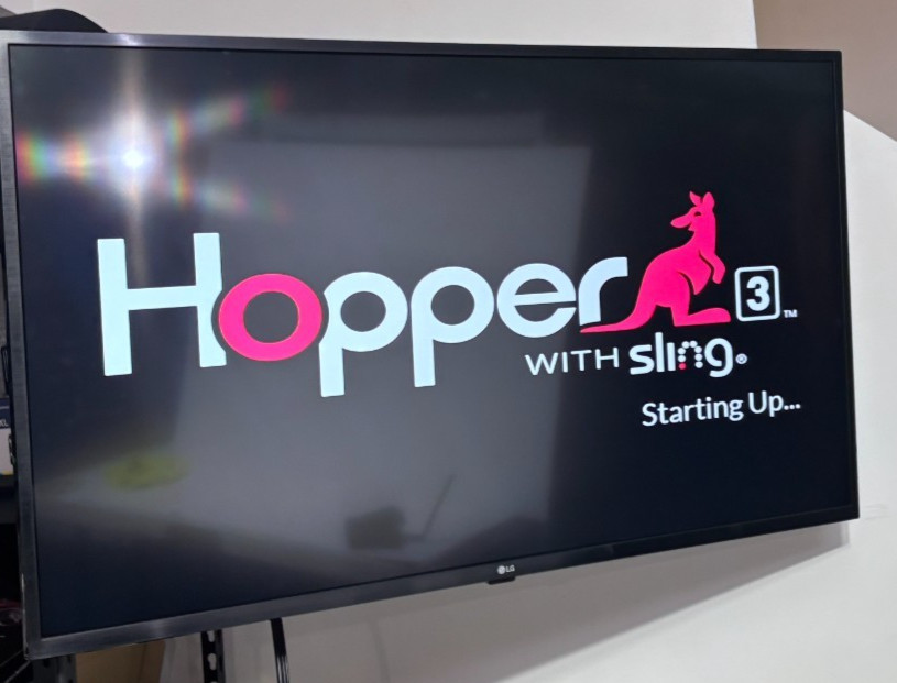 Dish Hopper 3 DVR Receiver w/ Joey Wireless Client Remote Power On Untested