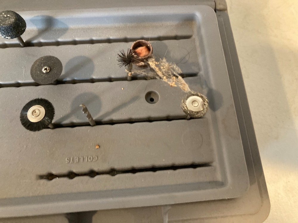 Dremel MultiPro 395 Rotary Tool w/ Case & Accessories