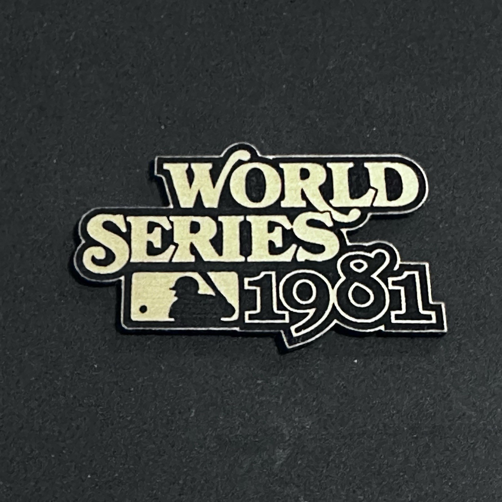 World Series 1981 MLB laser engraving iron on Leatherette Gold And Black 2.5”