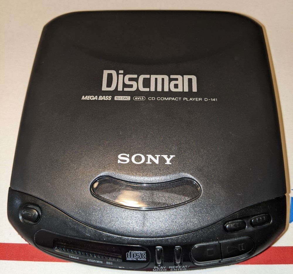 Sony Discman D-141 CD Compact Player Vintage Portable CD Player ~READ~