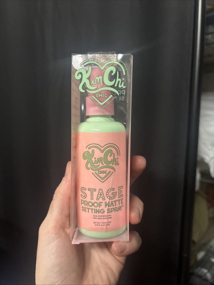 Kimchi Stage Proof Setting Spray 3.55fl Oz