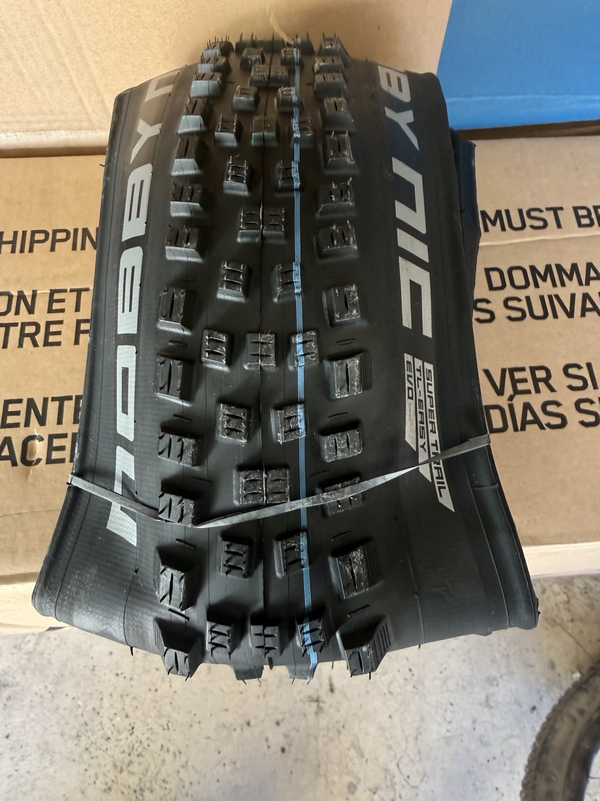 Lot Of 2 SCHWALBE NOBBY NIC EVO SUPER TRAIL TLE Speed Grip - 29 X 2.4 Pair