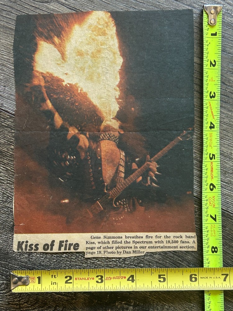 KISS Concert Clipping Alive Tour Philadelphia Mar 24 1976 Vintage Kiss Aucoin