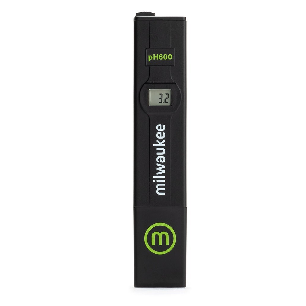 Milwaukee Instruments pH600 Digital pH PenFast, accurate results with LCD