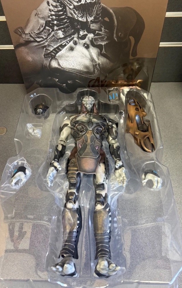 1/6 Scale Toy Chitauri Commander - Chitauri Grenade