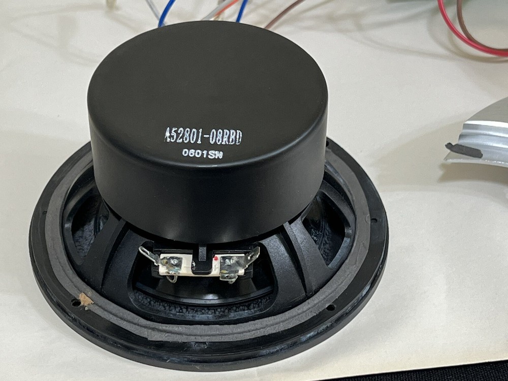 Atlantic Technology 4200e C Speakers + Crossover