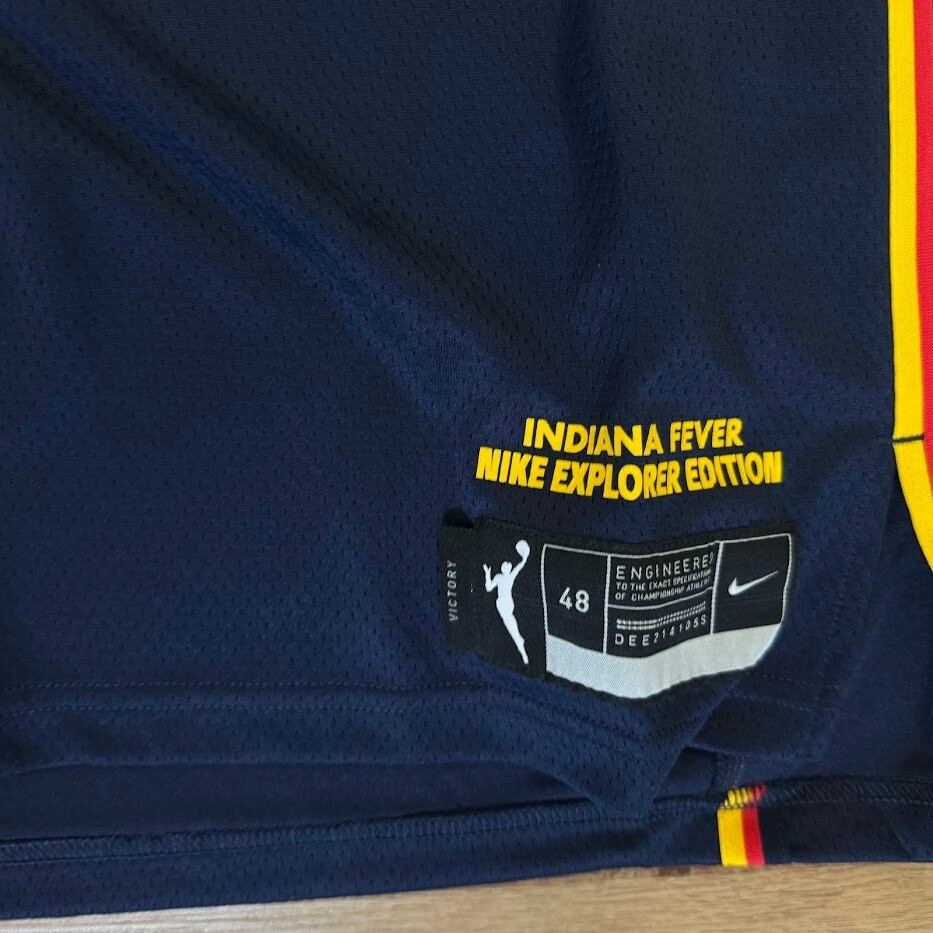 New Nike Caitlin Clark #22 Indiana Fever Jersey WNBA Explorer Victory Size Large