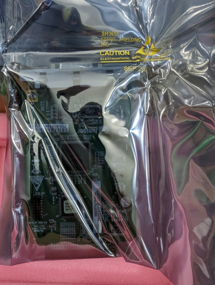 New Juniper Networks JXM-1SERIAL-S :1 PORT SYNC SERIAL MINI INTERFACE MODULE