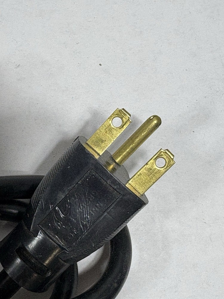 Staco Variable Transformer Type 3PN1020 0-240VAC input, 0-240/280VAC output