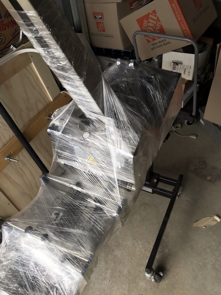 Streamfeeder 270RT with Stand