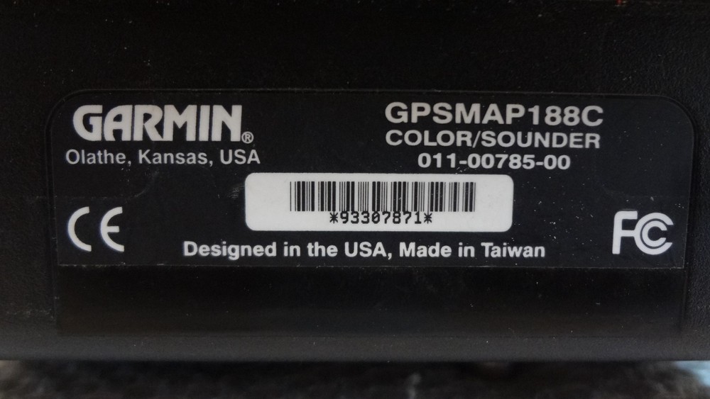 GARMIN GPSMAP 188C SOUNDER MARINE GPS CHART PLOTTER FISHFINDER DISPLAY w/ KNOBS