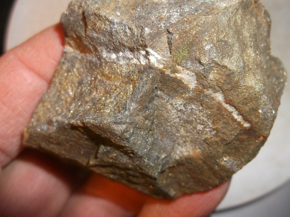 Gold, silver, copper, 113 grams samples ,ore high grade .
