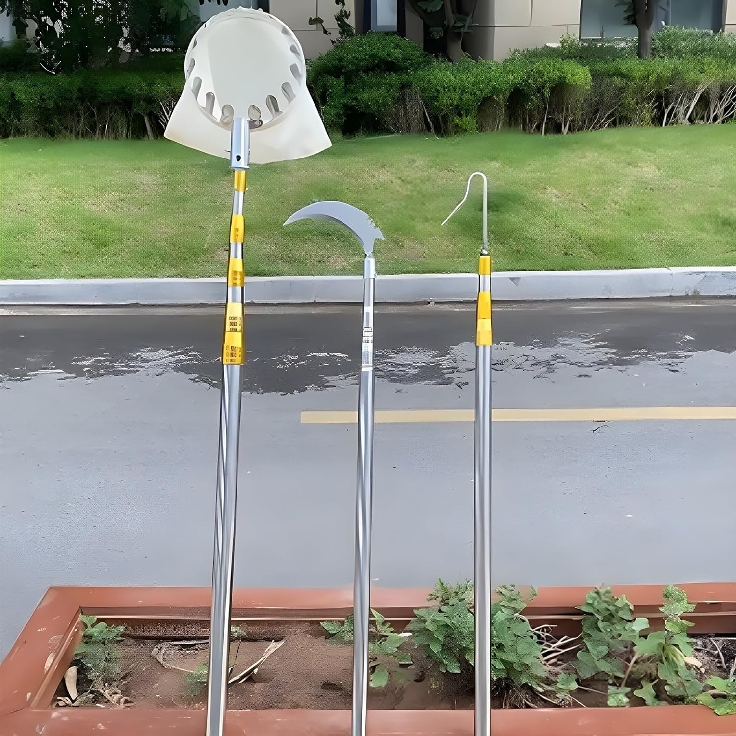 Telescopic Fruit Picker 1.9m, Long Reach Harvest Tool for Apple Pear Picking