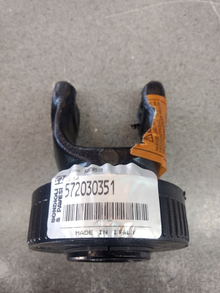 572030351 PTO YOKE