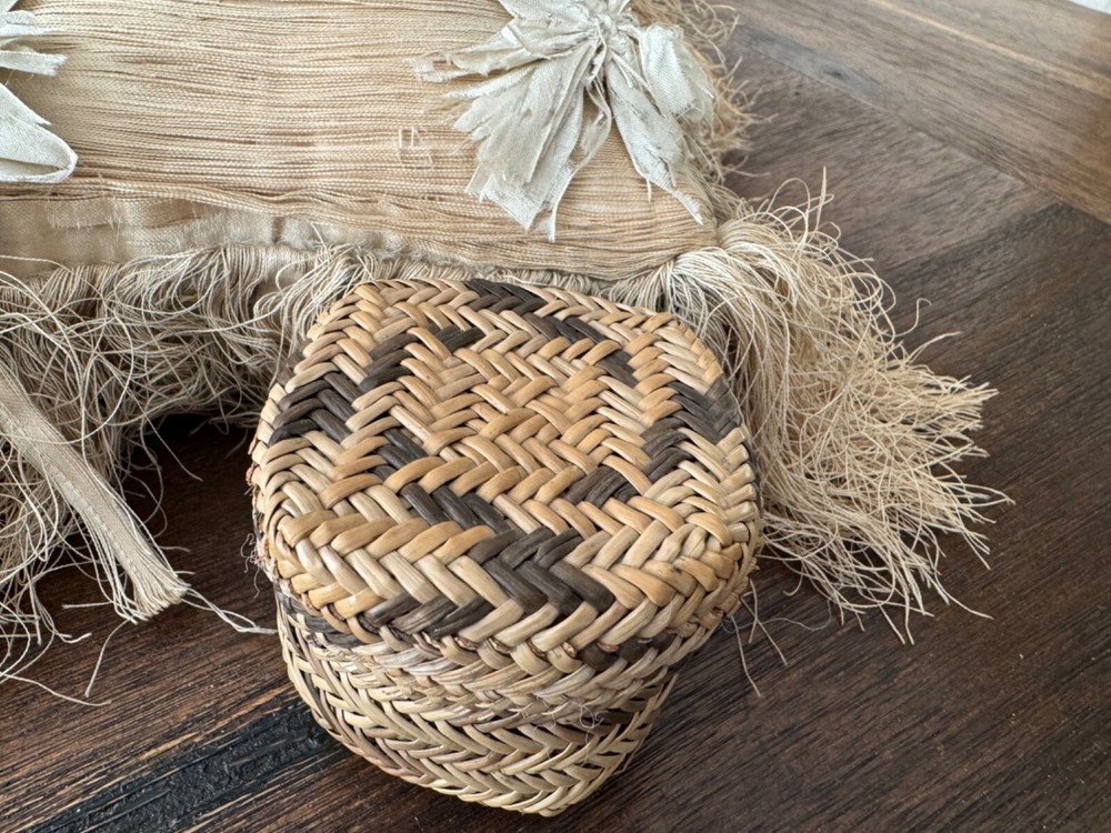 Vintage Wicker Trinket Box Basket