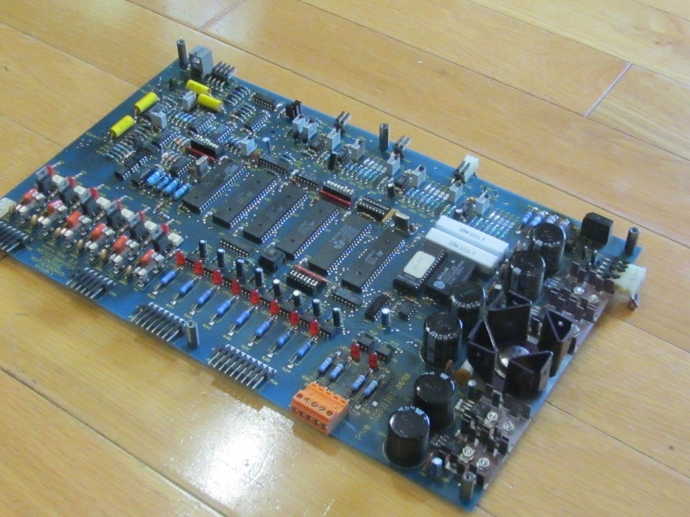 Conair Tempro 10001131 MicroTRAC CC7 030 Microcomputer Control Board W/Cover!