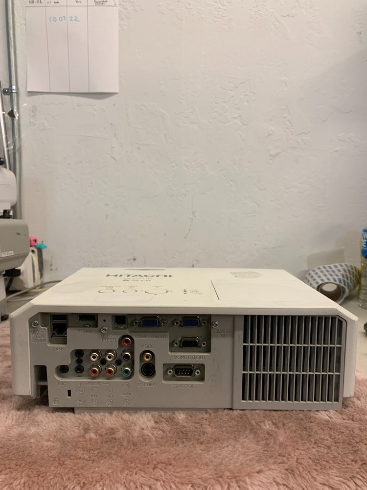 Hitachi CP-X2011N Projector