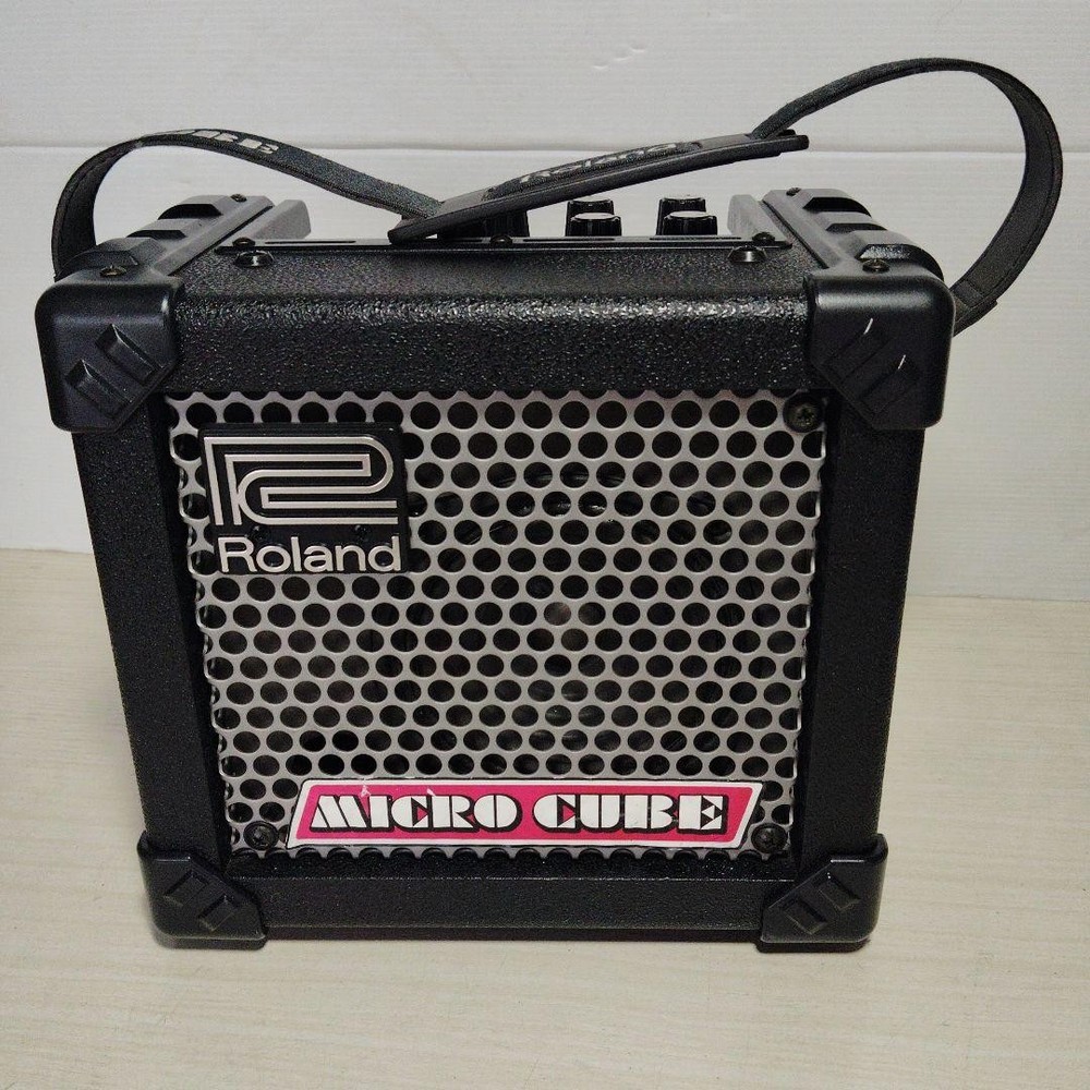 Roland Micro Cube Guitar Amplifier - Black Used Good